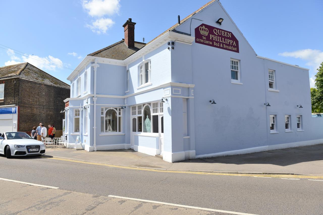 Bed and Breakfast Queen Phillippa à Queenborough Extérieur photo